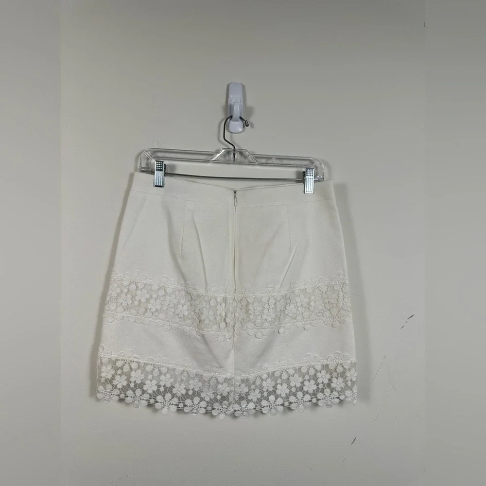 J. Crew Short Pencil Skirt Lace Overlay Size 6 White GUC Twill